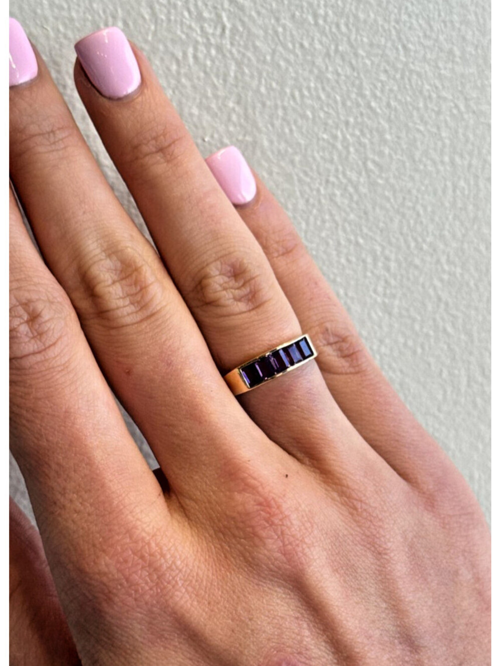 14K YELLOW GOLD AMETHYST RING